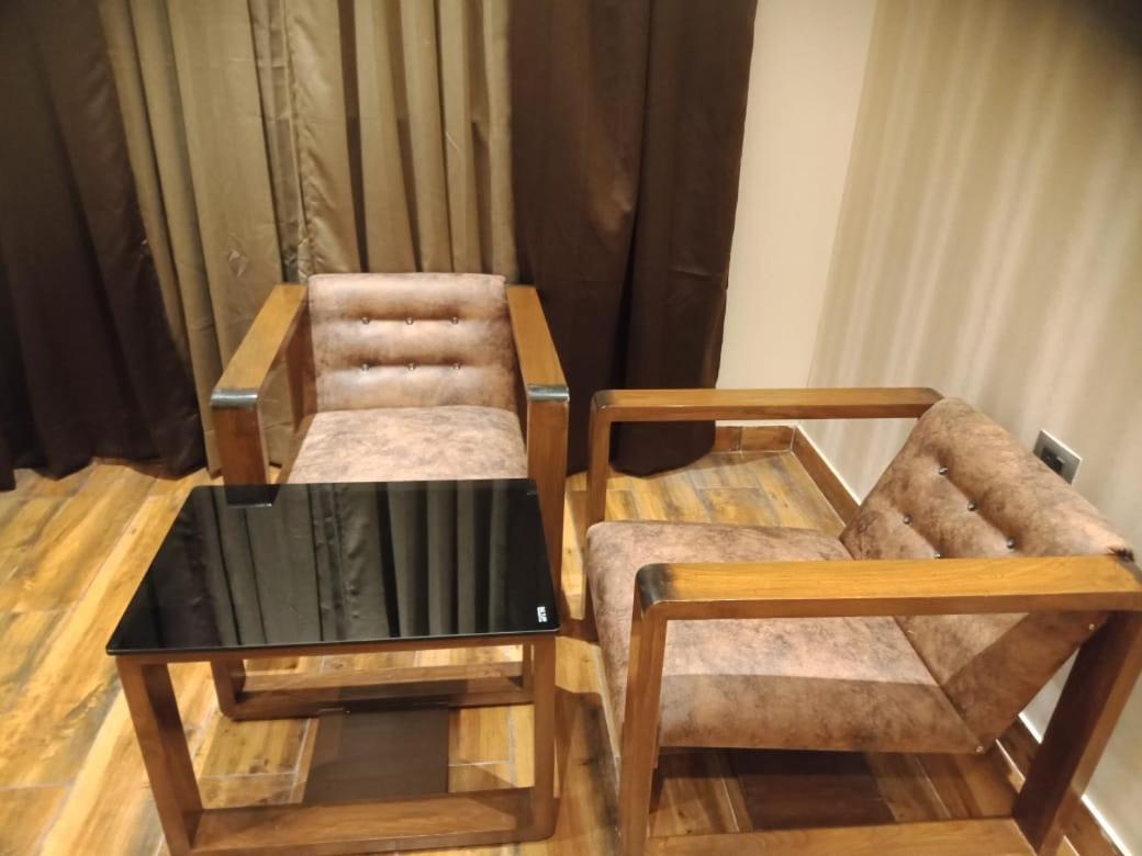 Hotel Emperio Grand Lucknow Extérieur photo