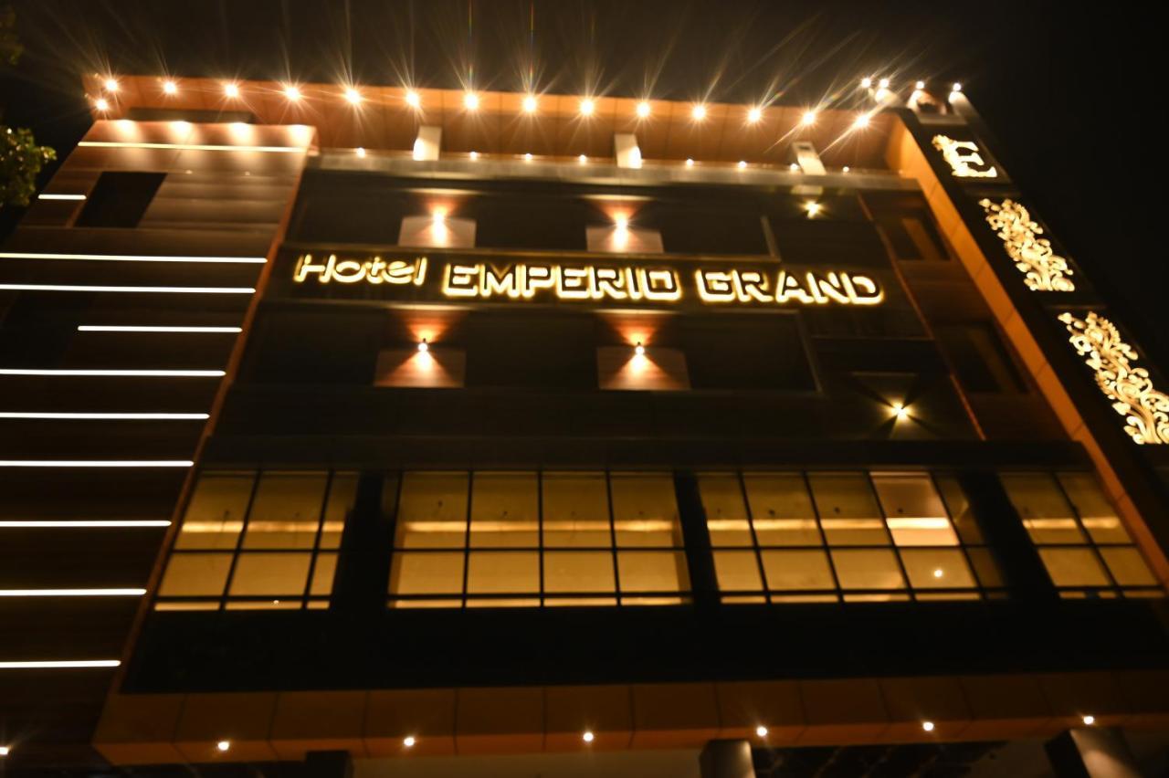 Hotel Emperio Grand Lucknow Extérieur photo